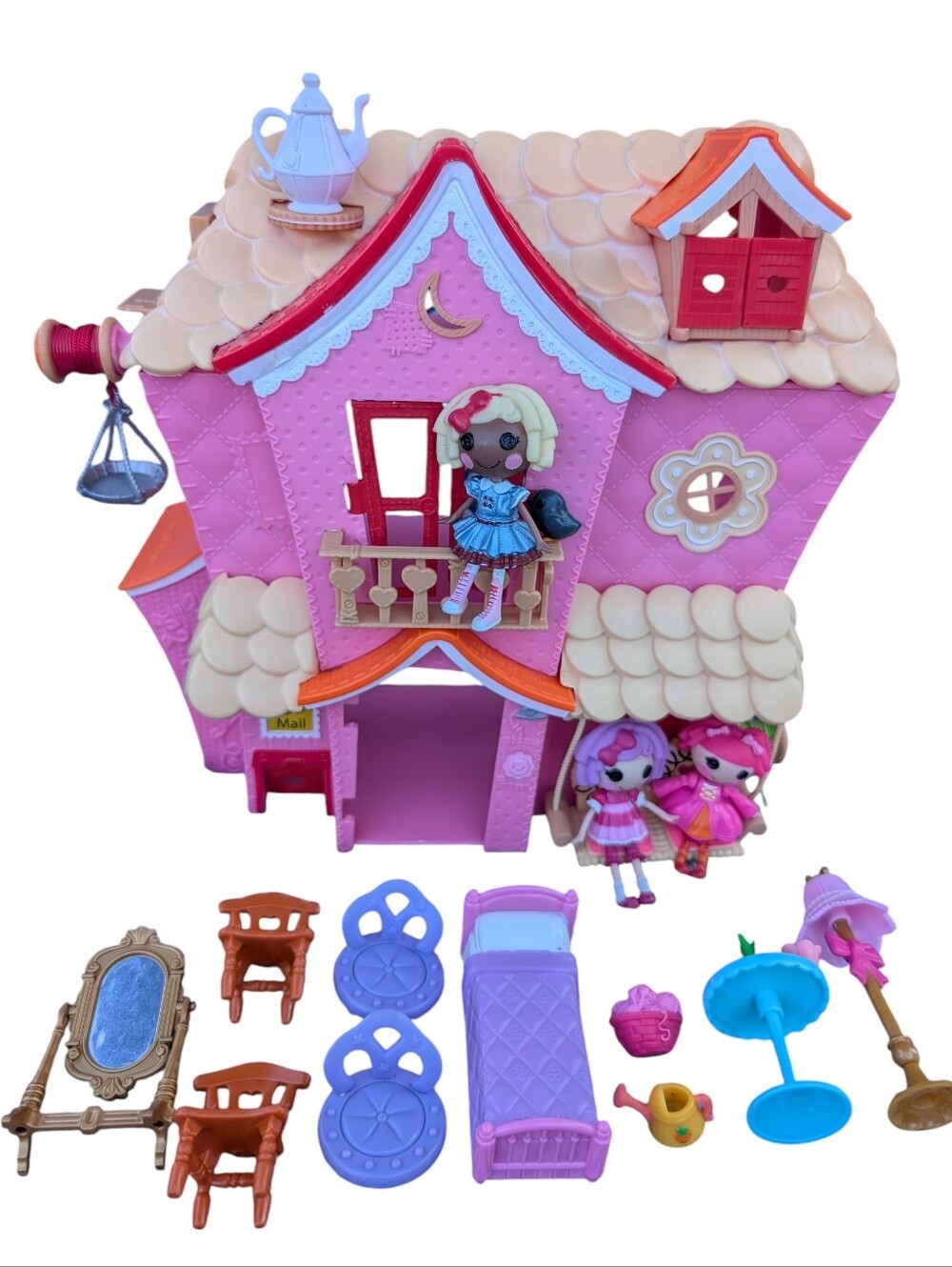Lalaloopsy Sew Sweet Dollhouse Playset W/ Three Dolls & Furniture